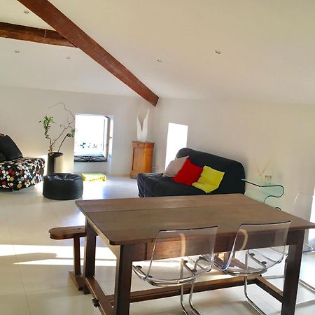 Grand Appartement Style Loft Bord De Mer 普罗普里亚诺 外观 照片