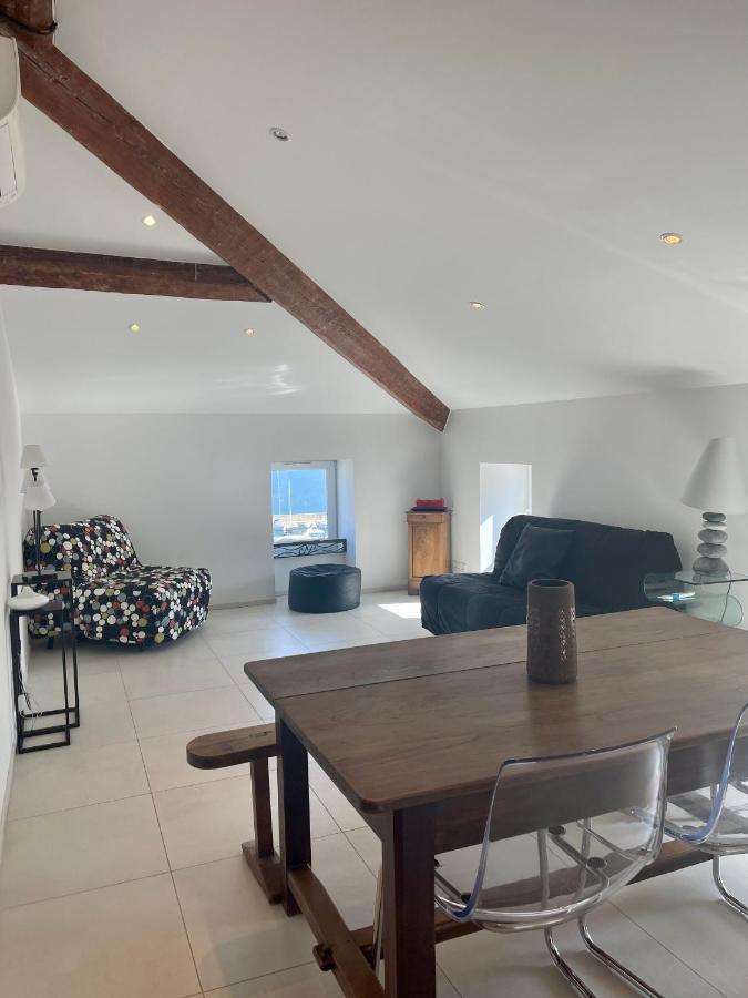 Grand Appartement Style Loft Bord De Mer 普罗普里亚诺 外观 照片