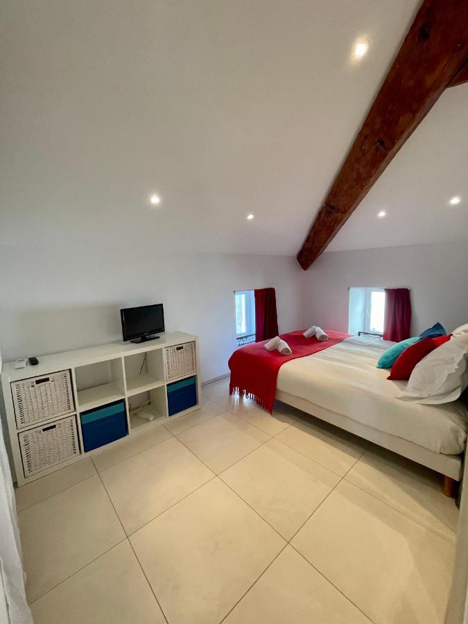 Grand Appartement Style Loft Bord De Mer 普罗普里亚诺 外观 照片