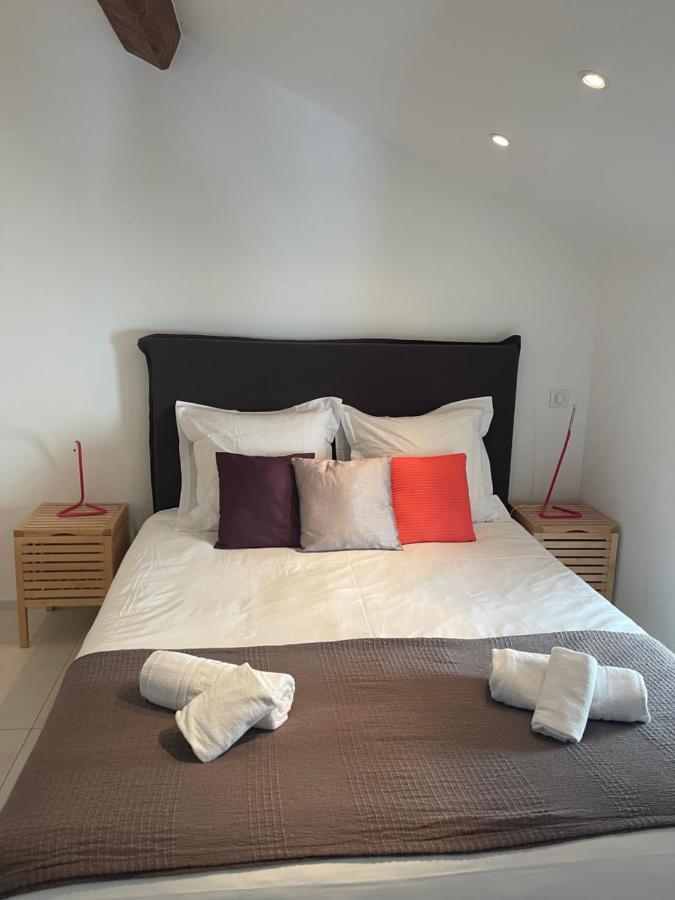 Grand Appartement Style Loft Bord De Mer 普罗普里亚诺 外观 照片